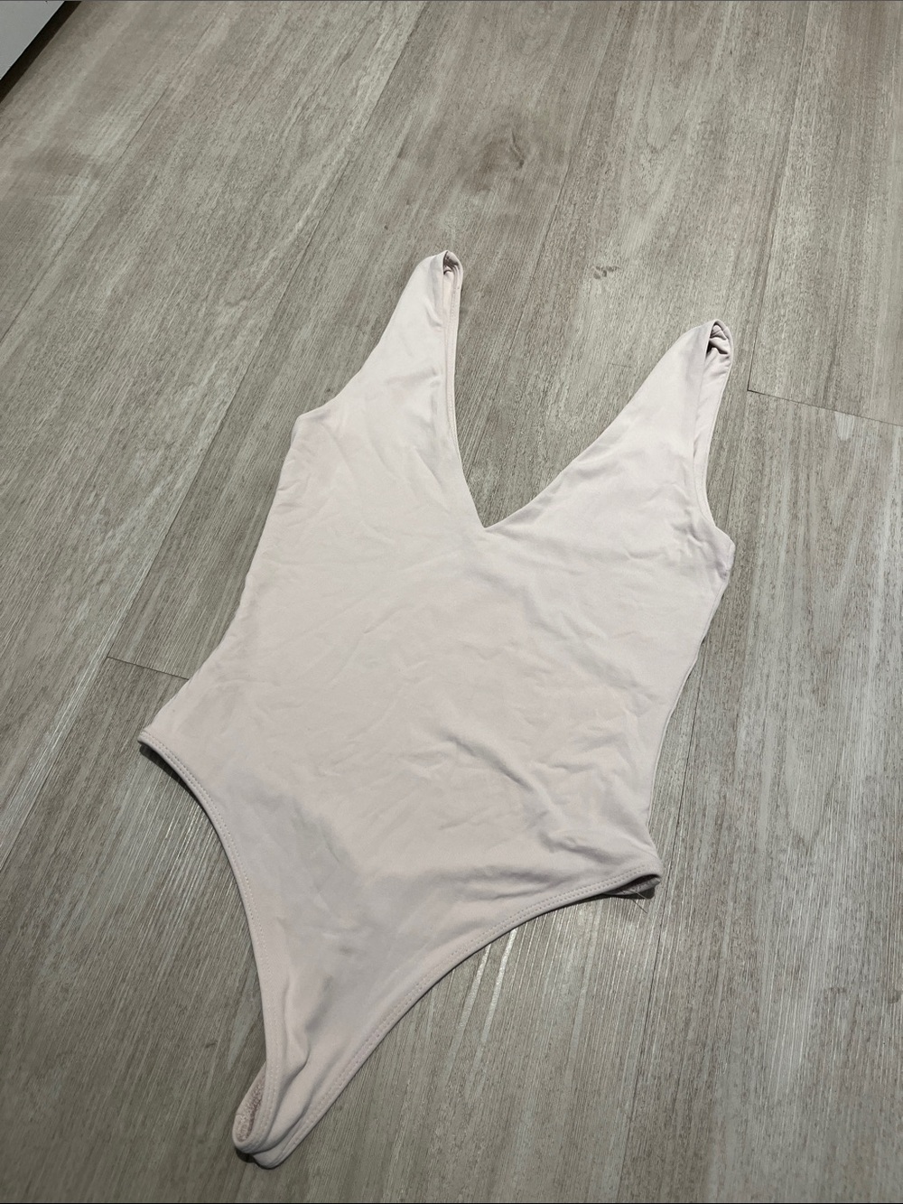 Aritzia Babaton Bodysuit